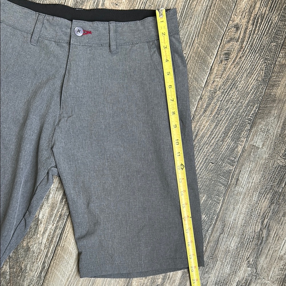 Burnside Golf/Casual Shorts - Picture 6 of 7